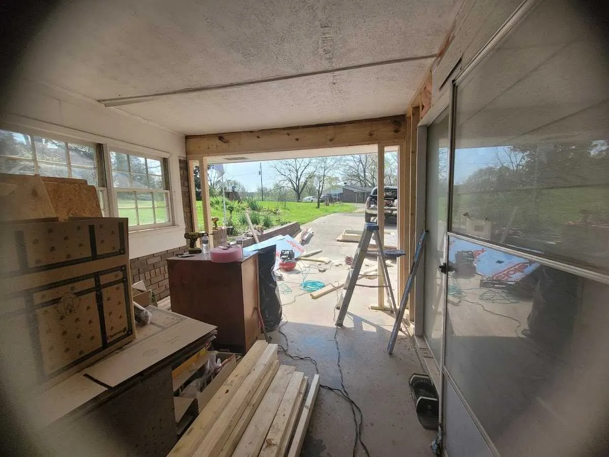 Air movers and dehumidifier for Drying & Dehumidification in Isanti